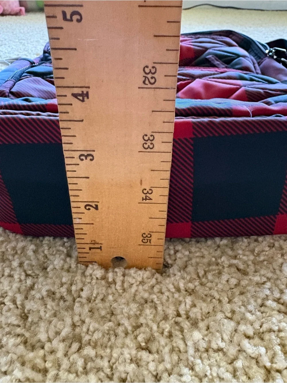 Lug Compass Crossbody Bag Buffalo Check Red Black RFID Quilted Travel Bag NWT - Picture 9 of 12